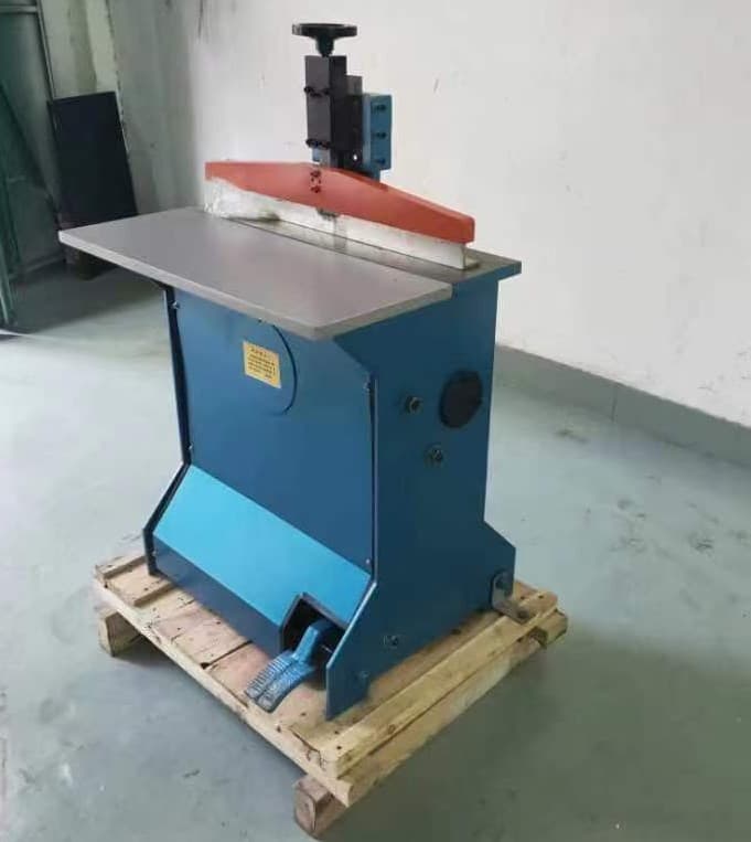 Closer Machine