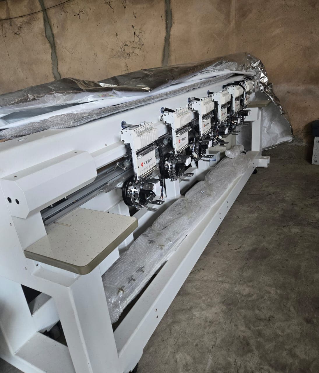 Six-Head Embroidery Monogram Machine